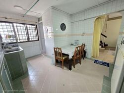 Blk 145 Eunos Spring (Bedok), HDB Executive #573916101